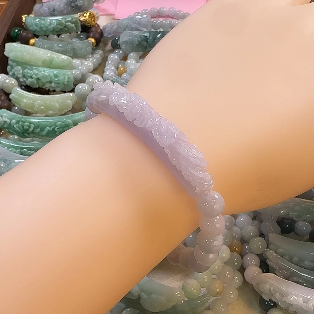 颈饰未镶嵌翡翠手牌