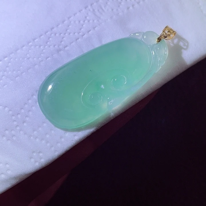 颈饰18K金镶嵌翡翠翡翠