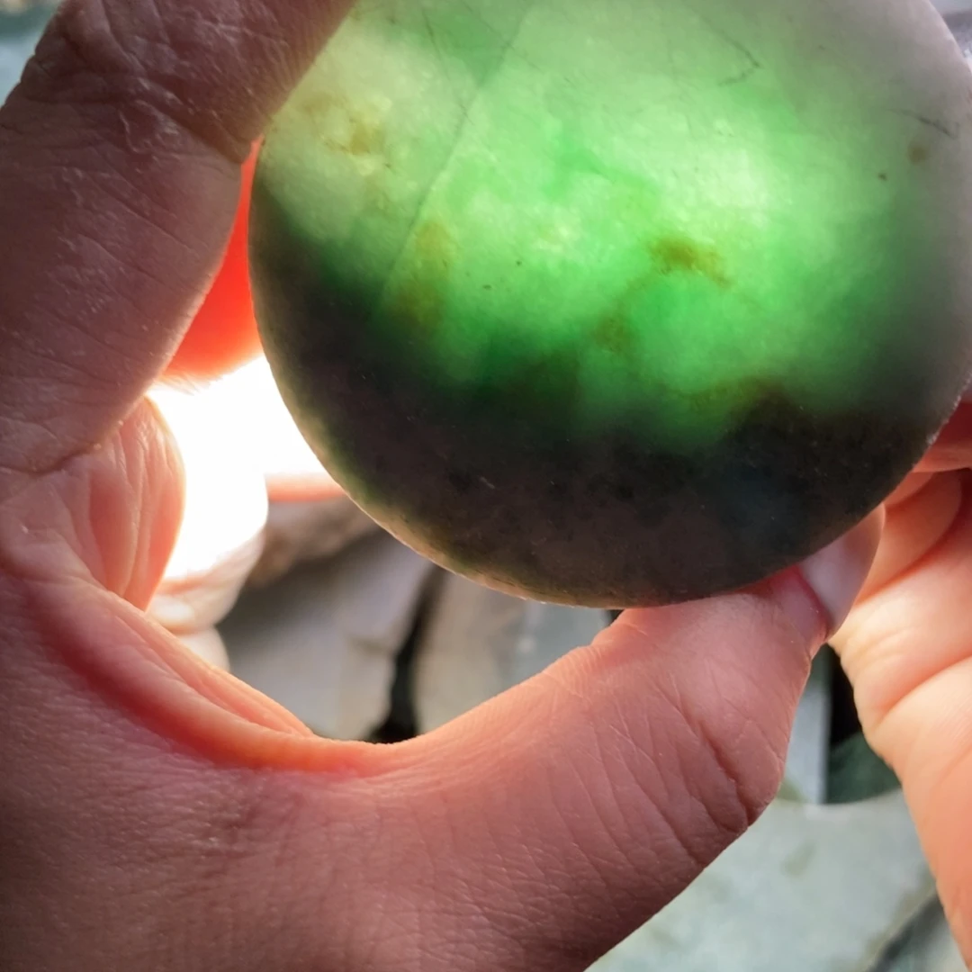 翡翠未镶嵌挂件天然翡翠