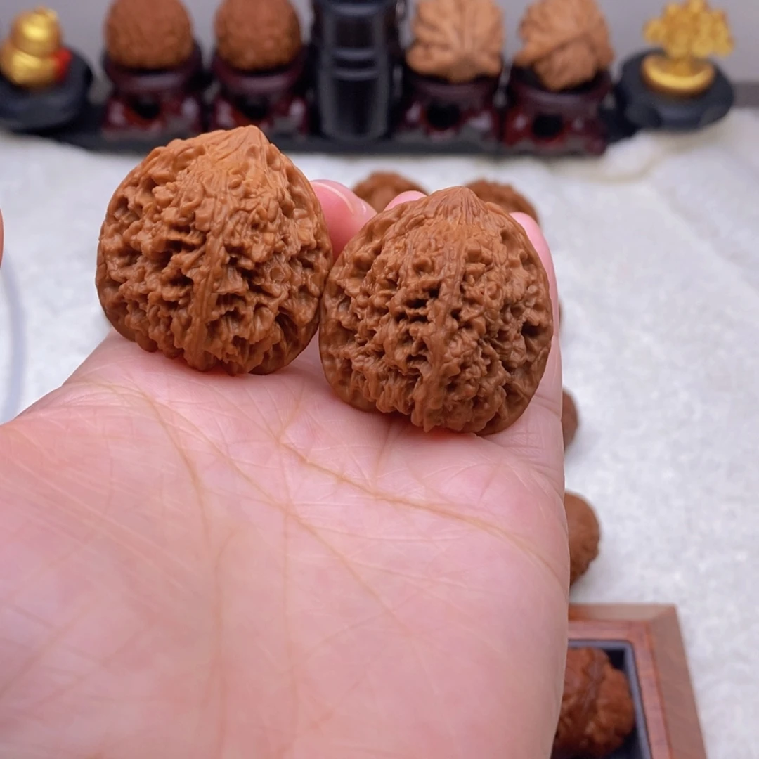 文玩核桃吊坠34满天星