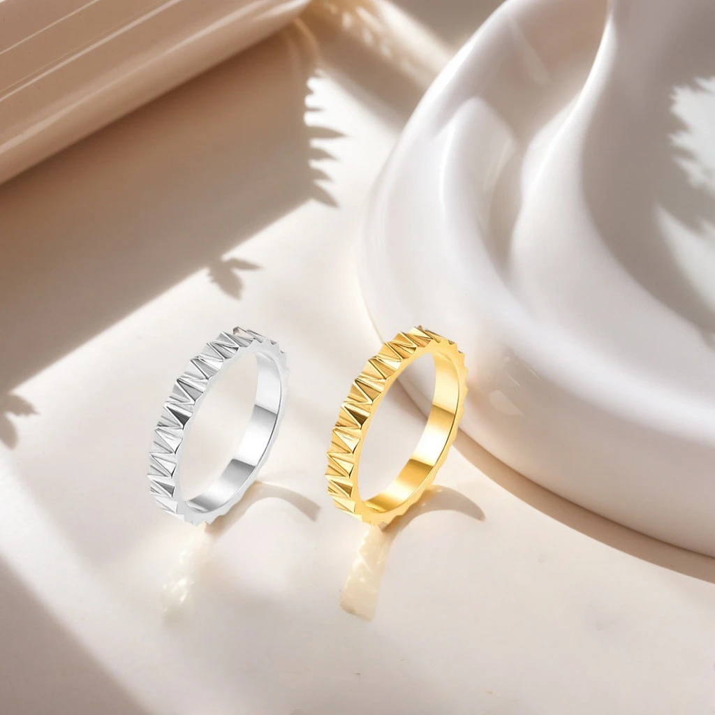 韩版简约纹理齿轮钛钢戒指女小众设计复古指环网红日常百搭潮配饰