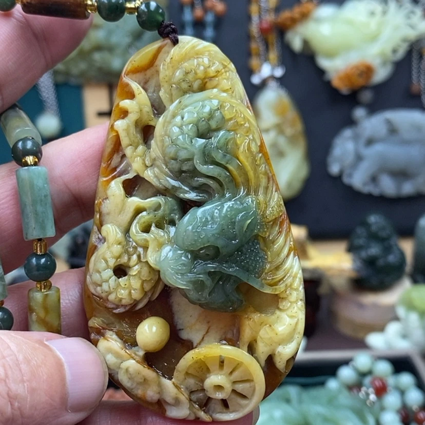 【闪购商品】蛇纹石玉吊坠未镶嵌