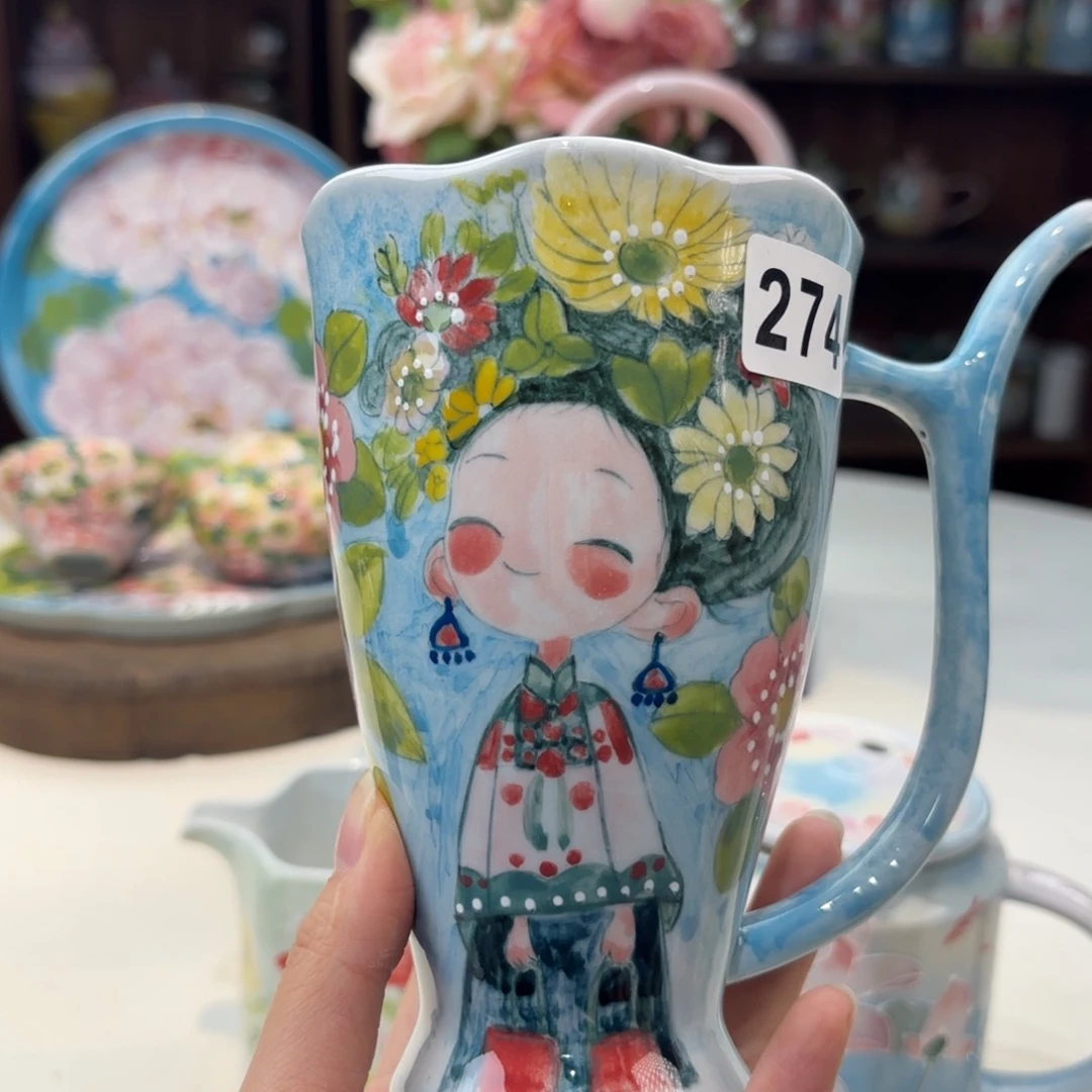 瓷片彤**语兔兔好可爱呀打