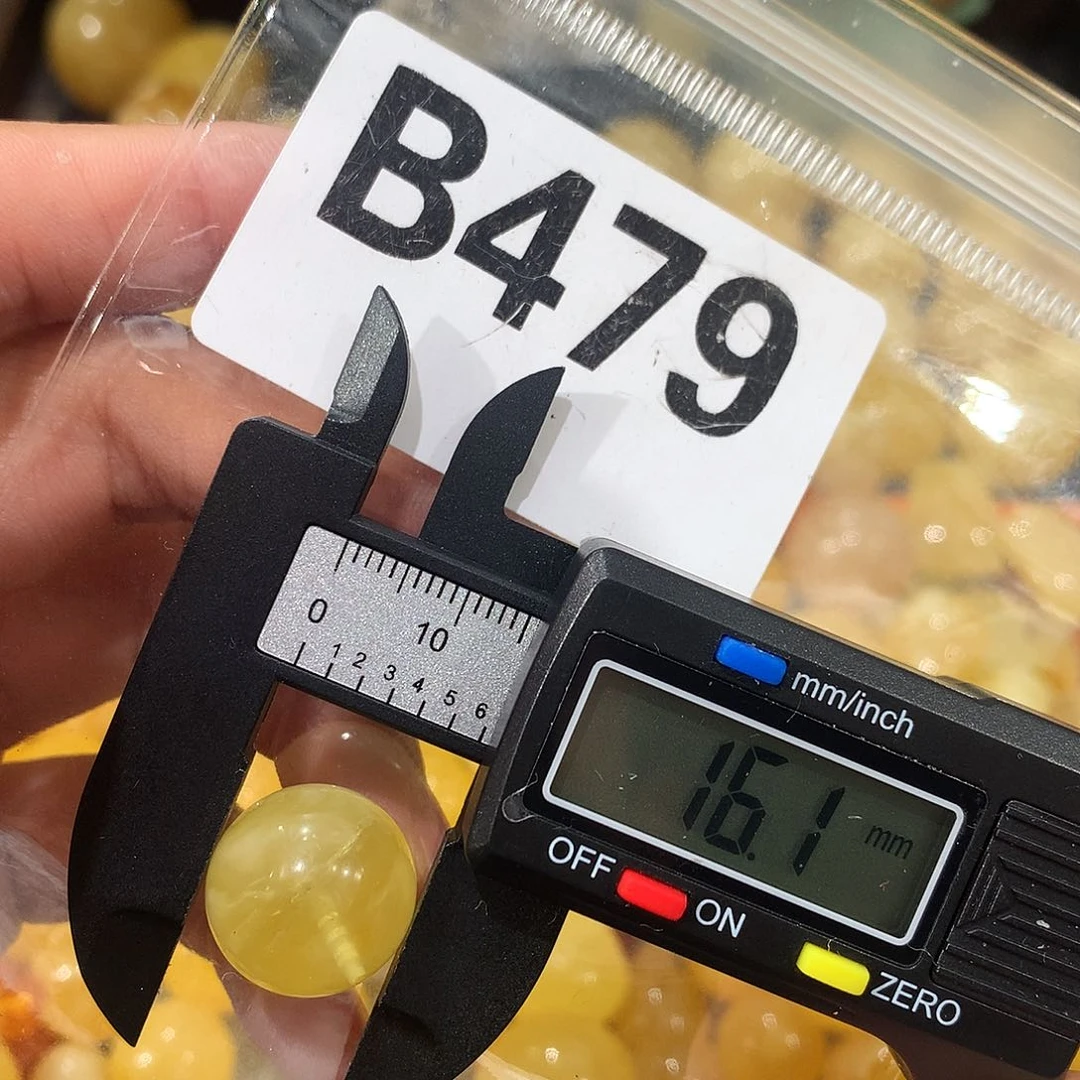 未镶嵌琥珀珠宝奇石