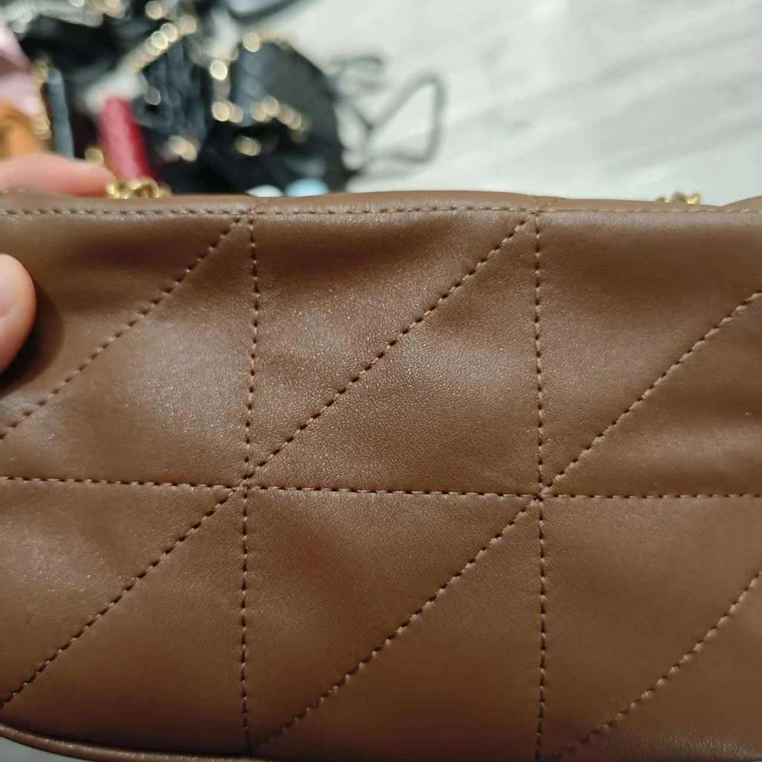 2025新款真皮女包面包米棕色H6015（20cm）棕色