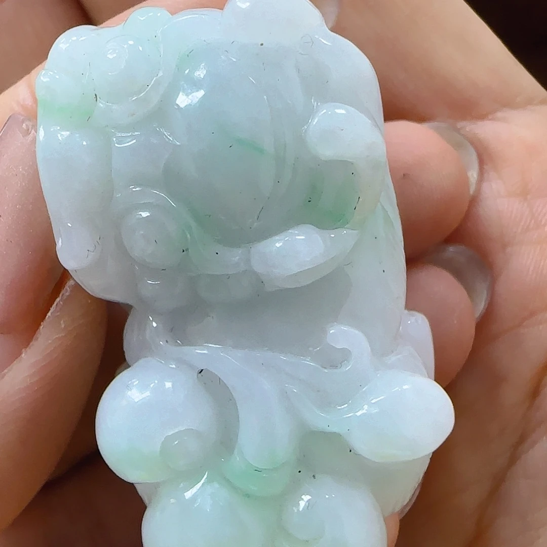 翡翠颈饰未镶嵌翡翠280