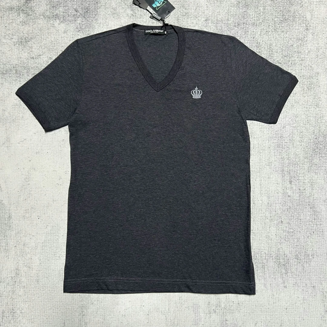 未使用 YSL/圣罗兰 /DG 黑色鸡心领POLO衫/48码 42259