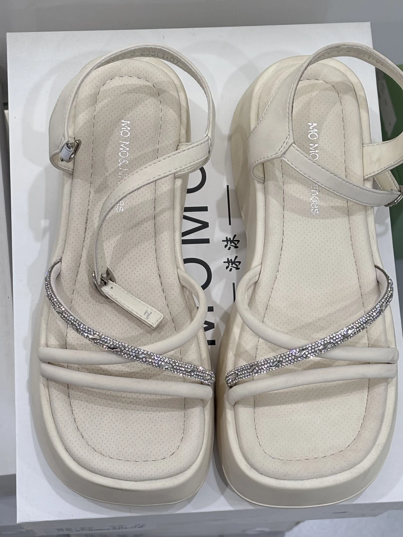 【嘎嘎】厚底时装凉鞋