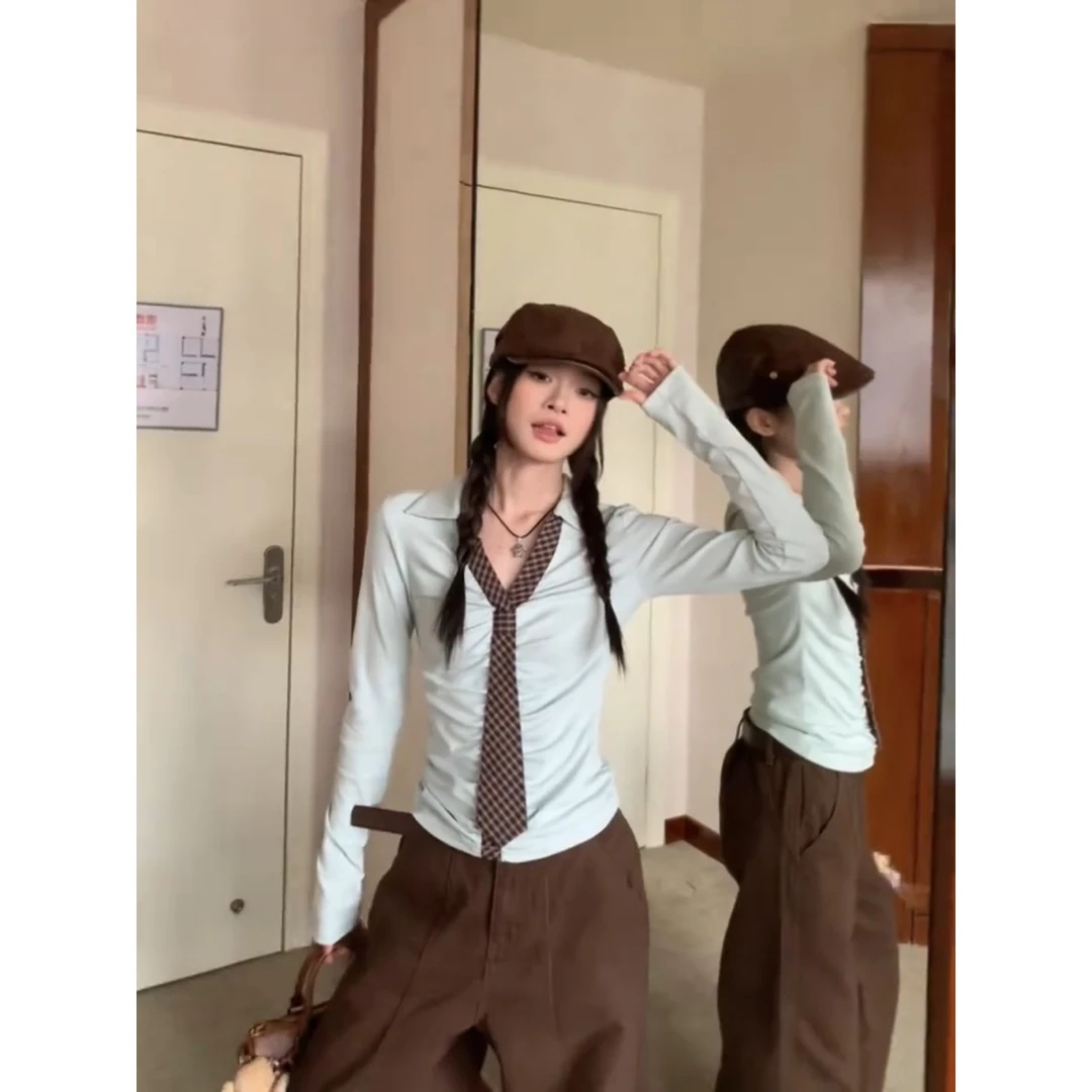 韩系格纹撞色领带长袖t恤女秋季巨好看修身显瘦内搭v领打底衫上衣