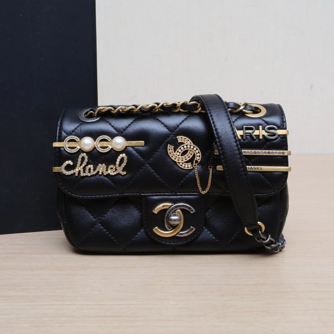 99新 Chanel/香奈儿 【念念】22C CF 口盖包 方胖子 17cm 黑色