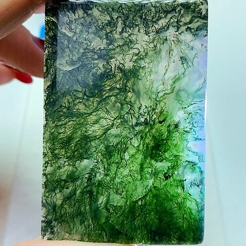 玛瑙/玉髓颈饰未镶嵌山*