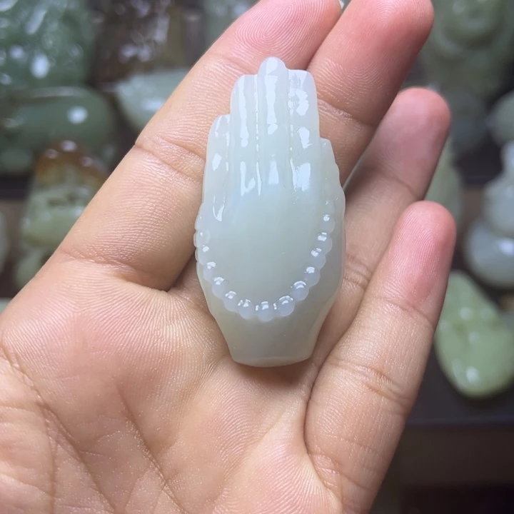 现***来和田玉未镶嵌颈饰