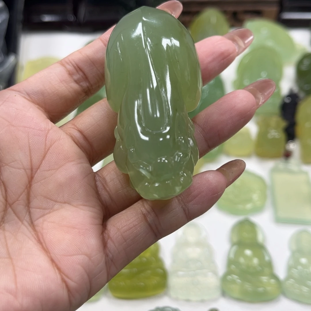 济***品蛇纹石玉未镶嵌手把件