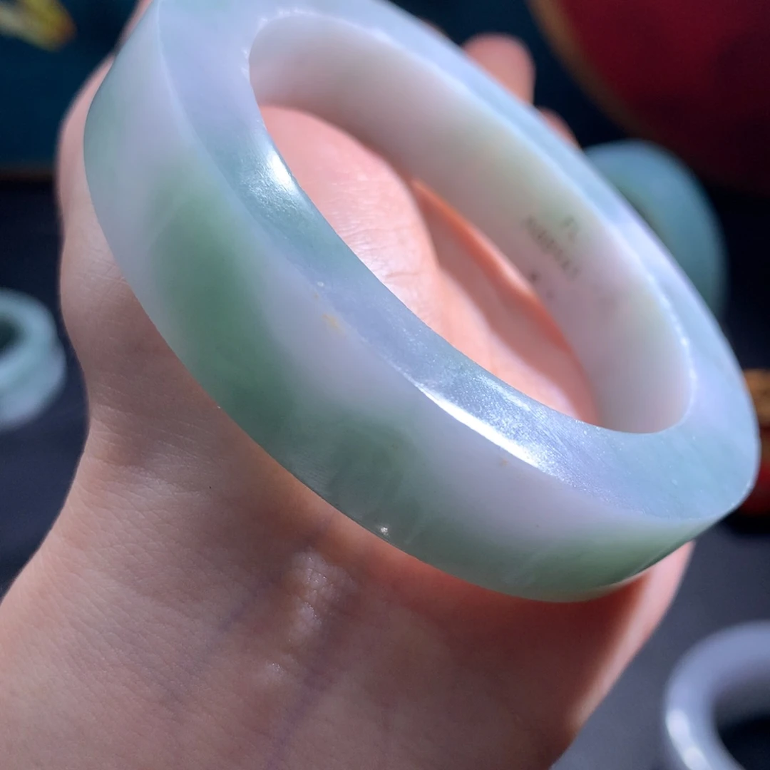 未镶嵌特价大漏定制翡翠