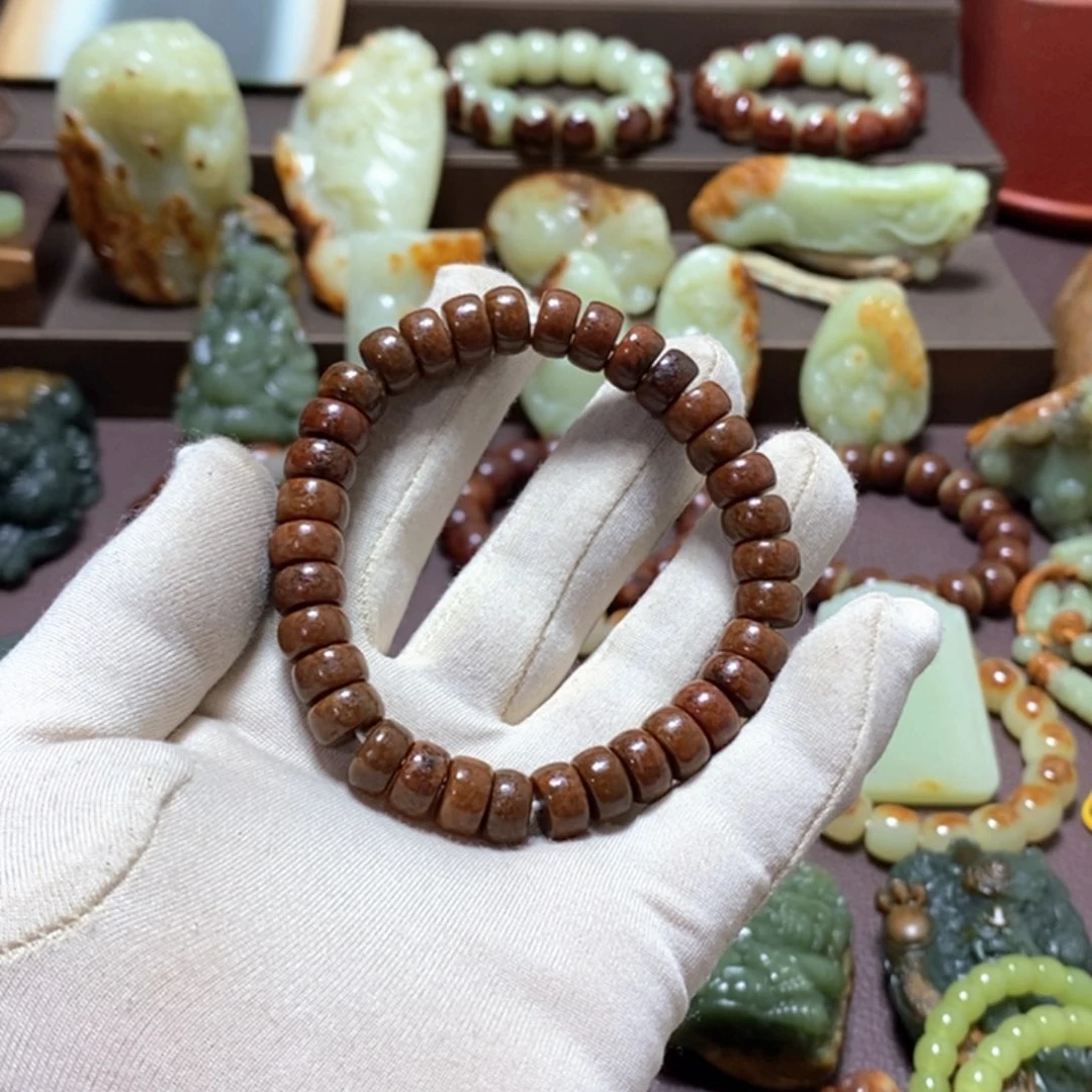 手链未镶嵌岫岩河磨玉（透闪石质玉）农**朋手串卡10