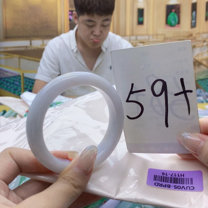 翡翠未镶嵌手镯000……