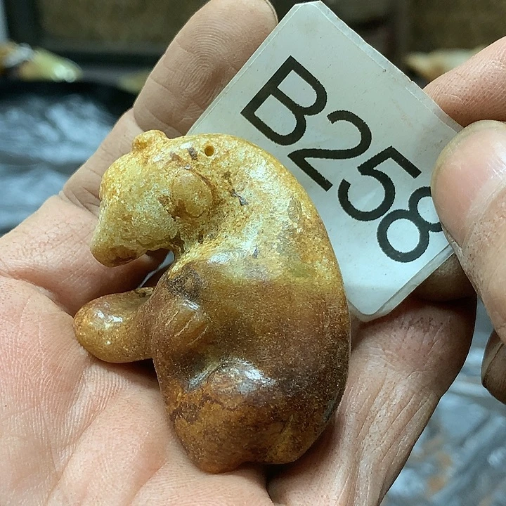 未镶嵌和田玉挂件