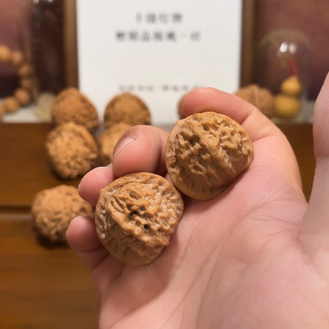 吊坠文玩核桃瓷娃娃