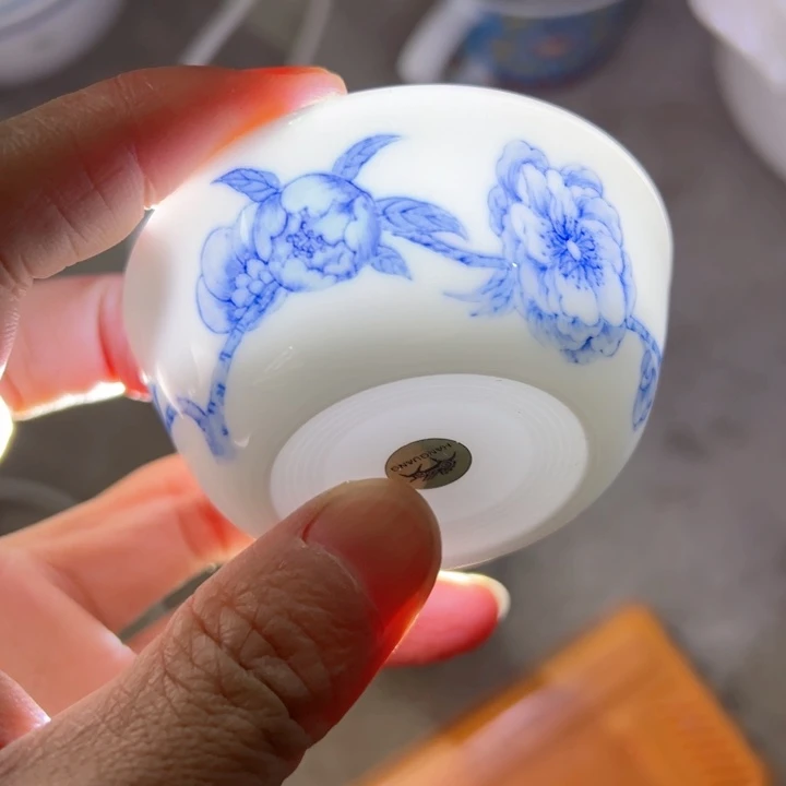 杯手绘大球泥卧足杯