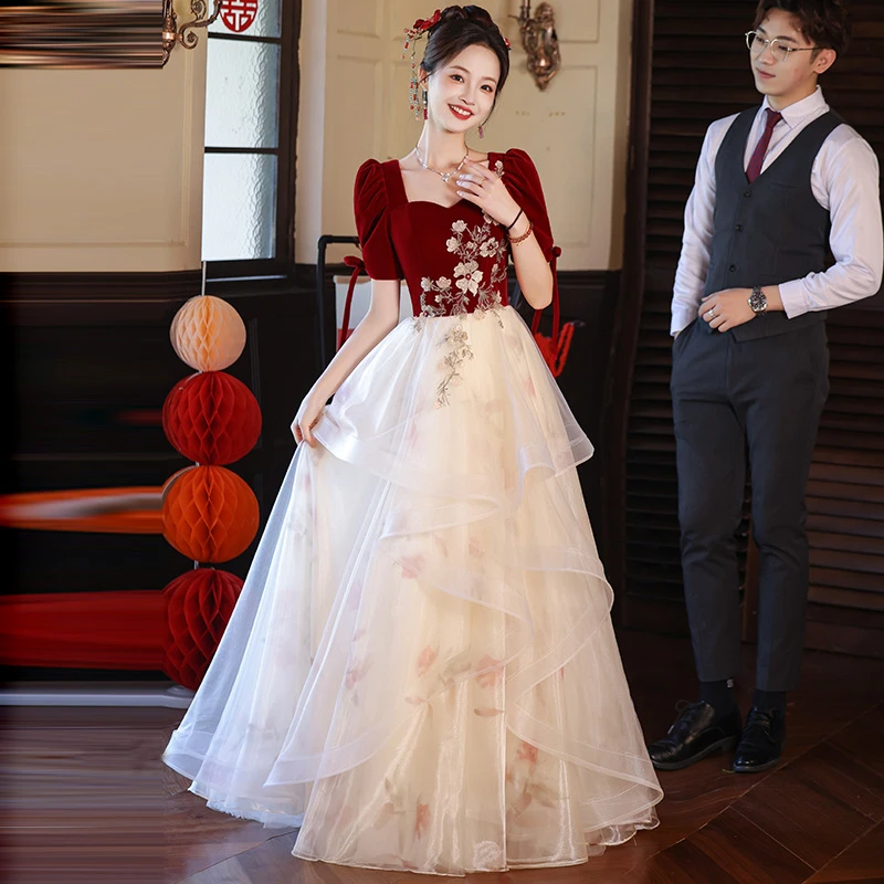 大码敬酒服新娘2025新款酒红色纱裙出阁宴回门订婚新结婚礼服长款