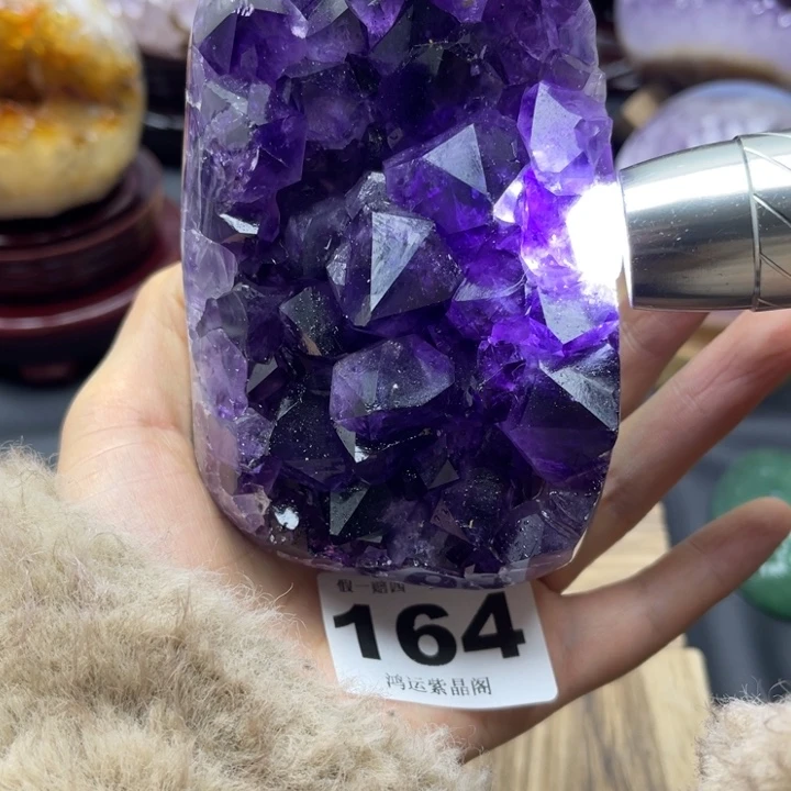紫晶大型摆件（非配饰）未镶嵌