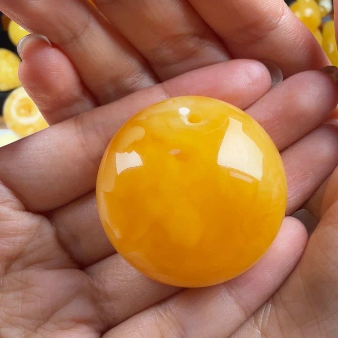 琥珀未镶嵌颈饰纯天然琥珀蜜蜡无优化