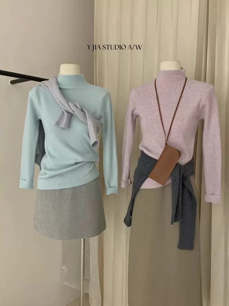 루루가−  韩国东大门冬季2024韩系新款纯色简约百搭半高领针织打底衫