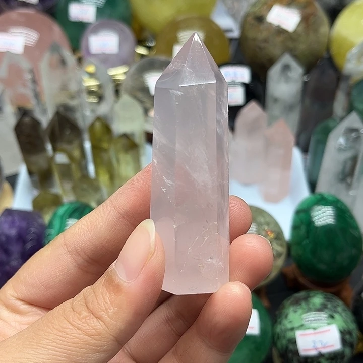 珠宝半成品水晶未镶嵌56克粉水晶柱