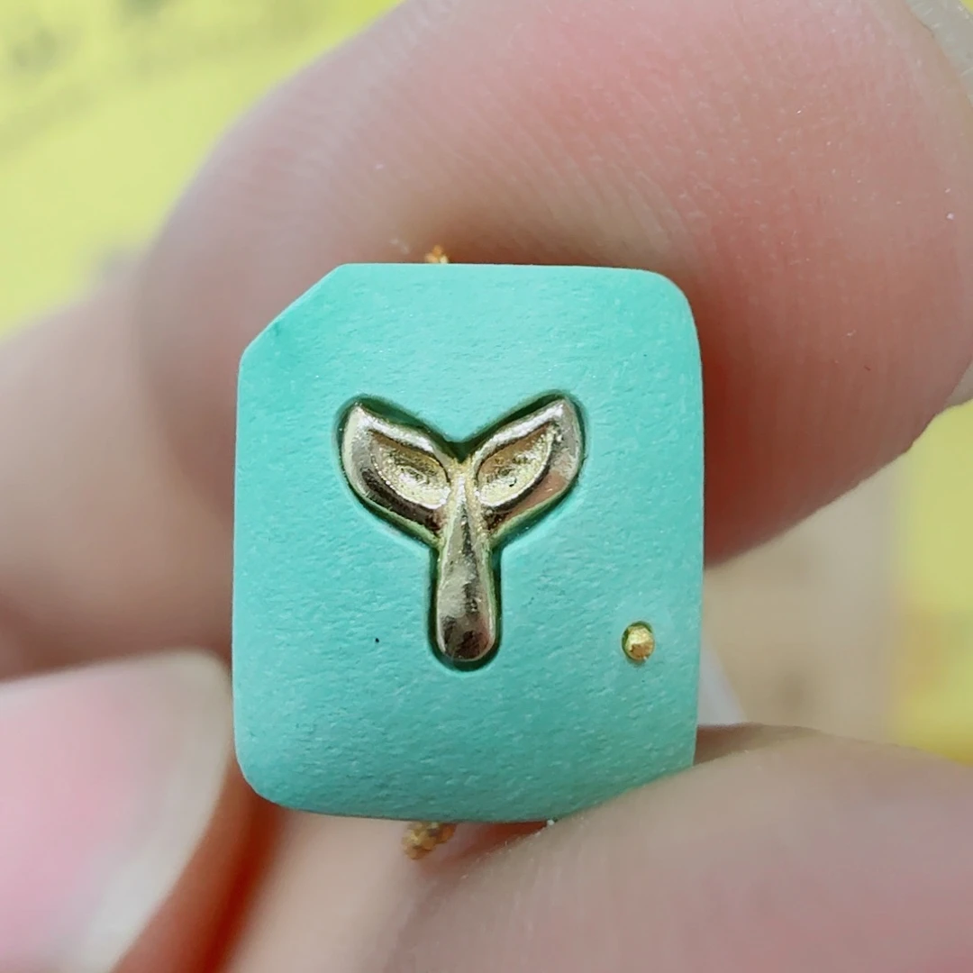 绿松石未镶嵌配饰