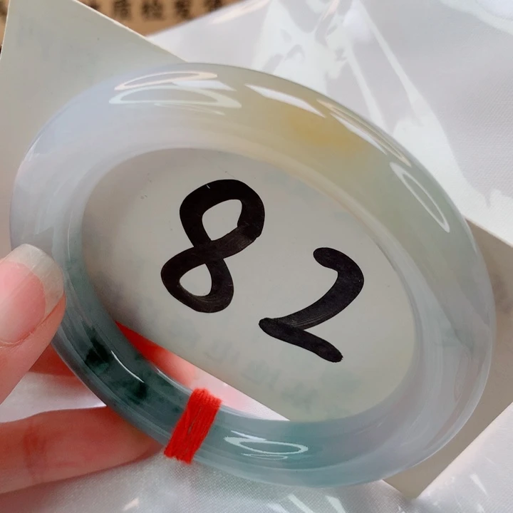 未镶嵌手镯（圆镯）翡翠三彩