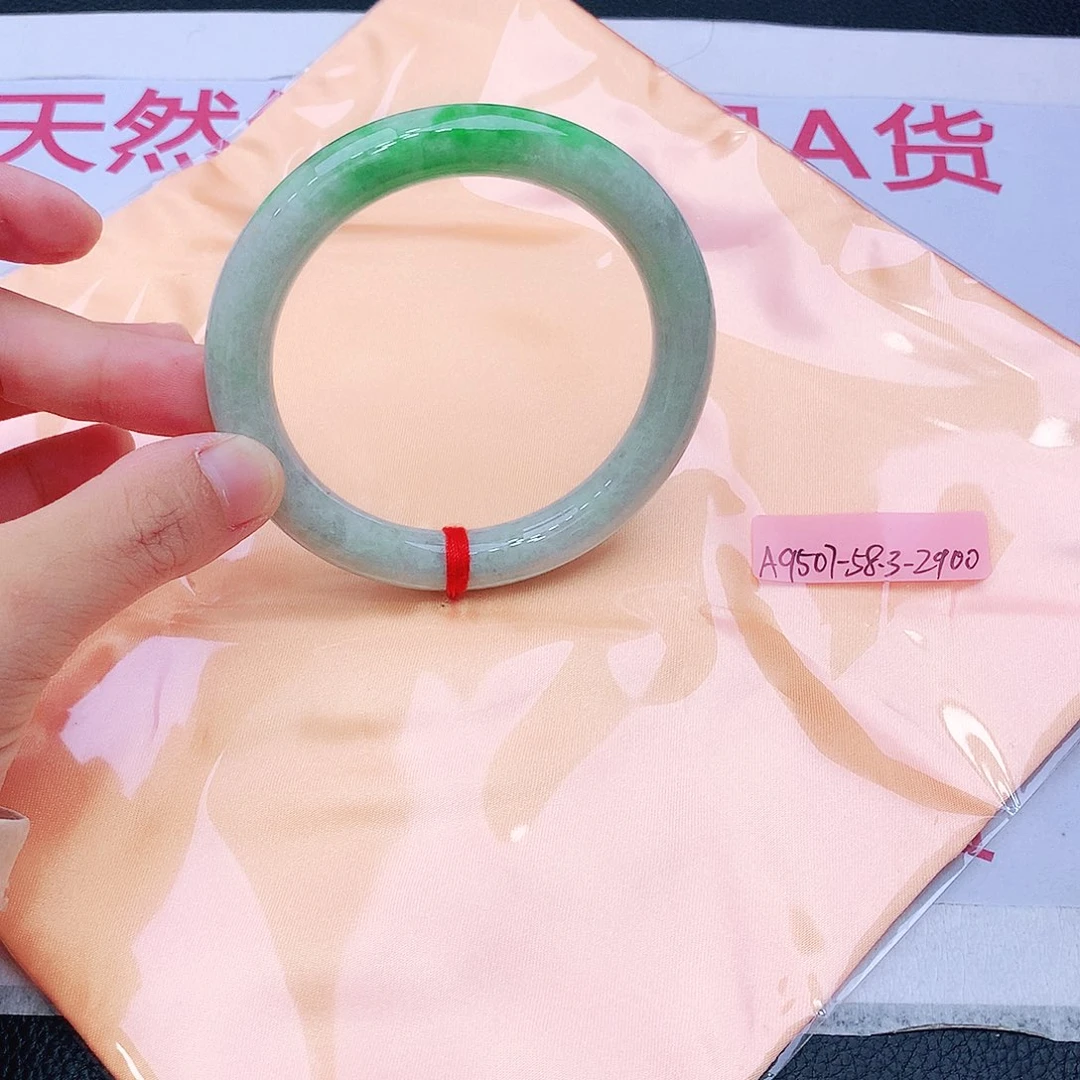 未镶嵌手镯翡翠翡翠