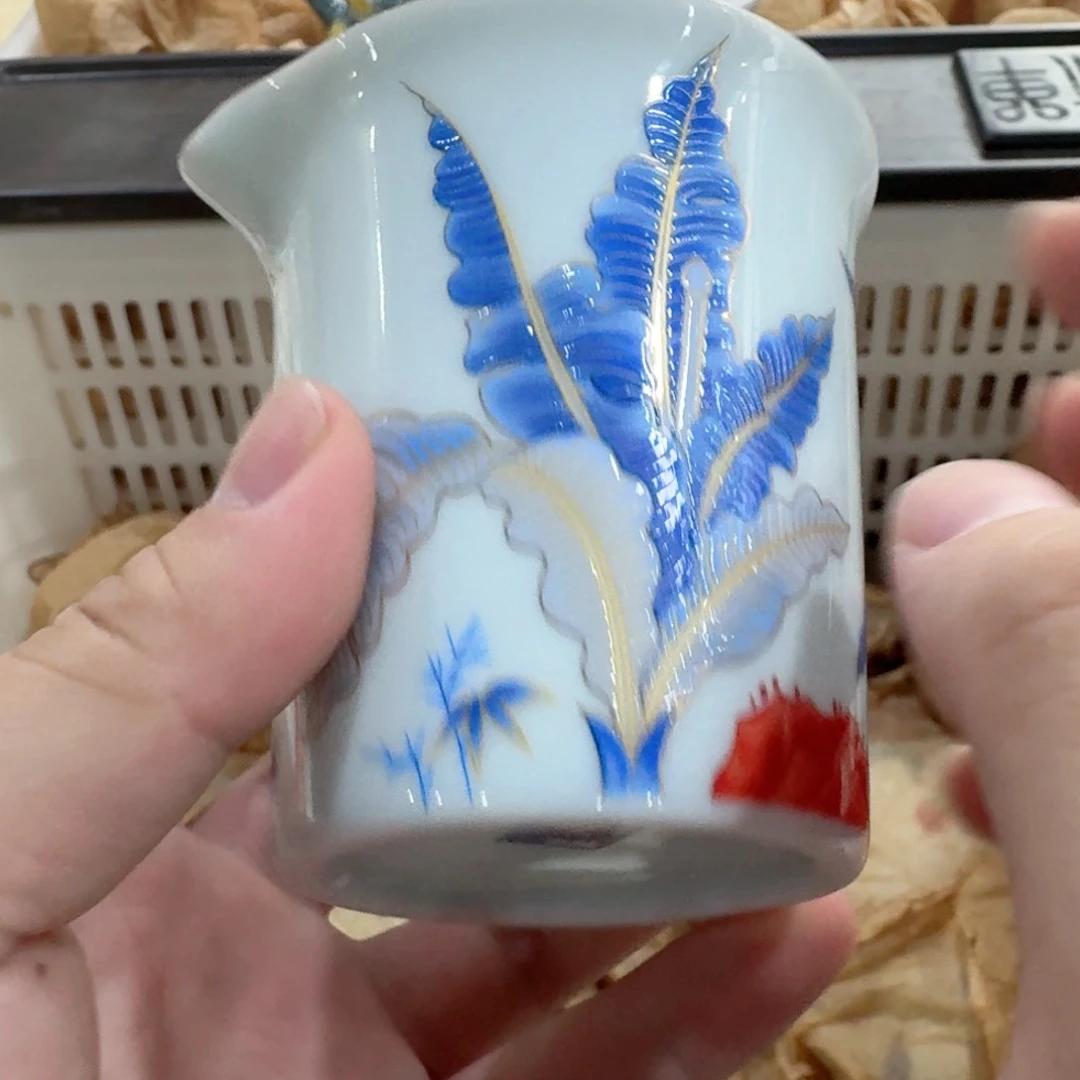 瓷片你好漂亮1886624555221