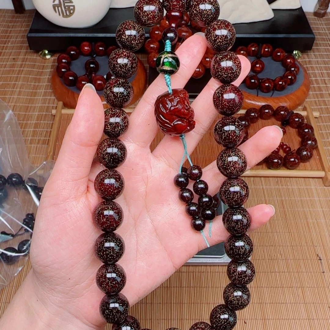 檀香紫檀（小叶紫檀）Q8W