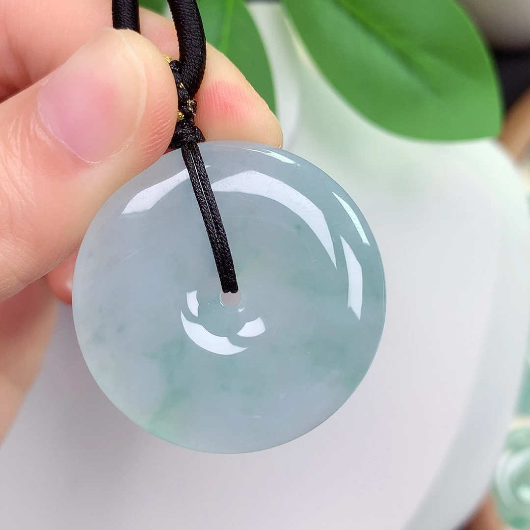 颈饰未镶嵌翡翠平安扣 33.1-6.3mm