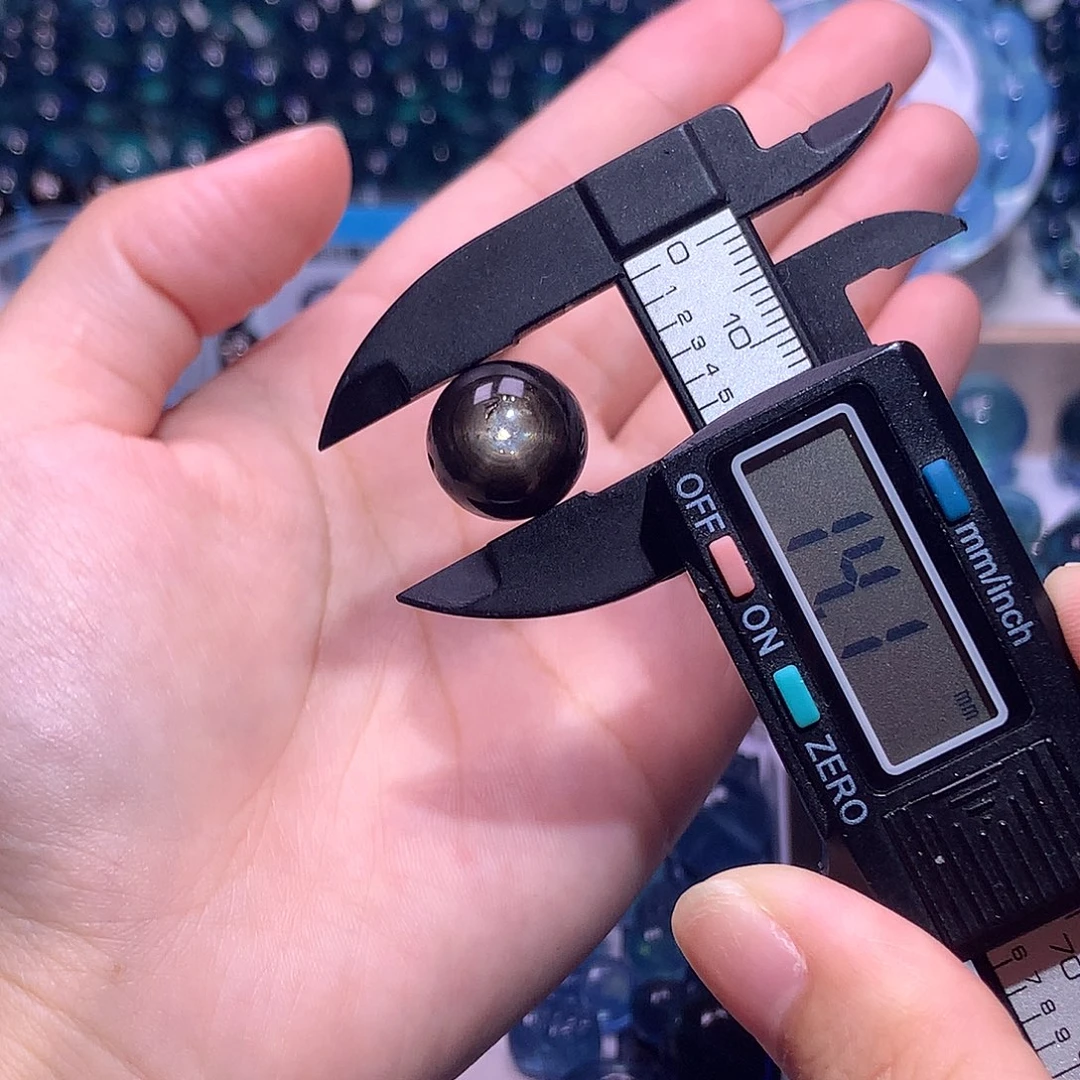 未镶嵌手串水晶黑爆闪海蓝宝单珠14mm160元（拍2件）