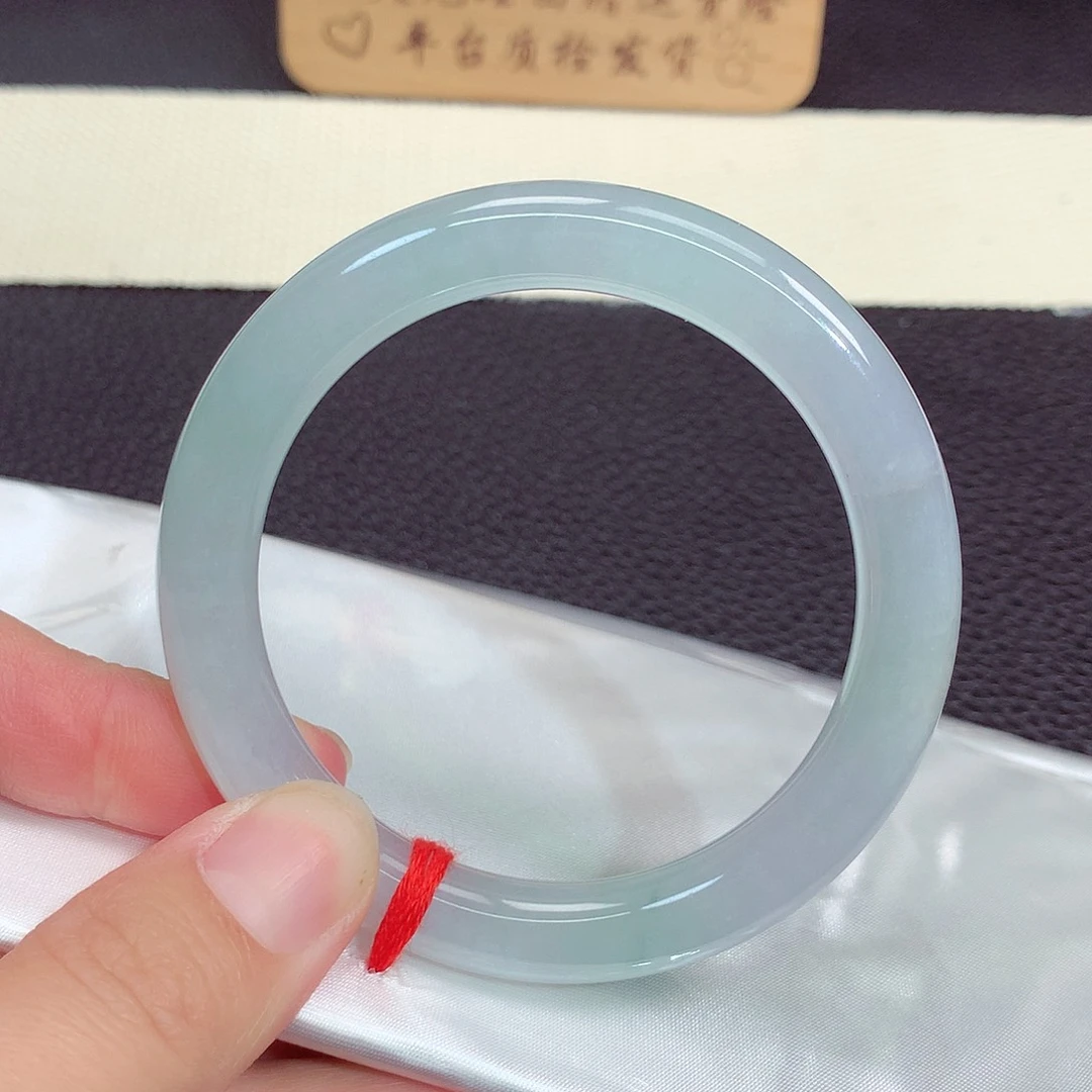 翡翠手镯未镶嵌592