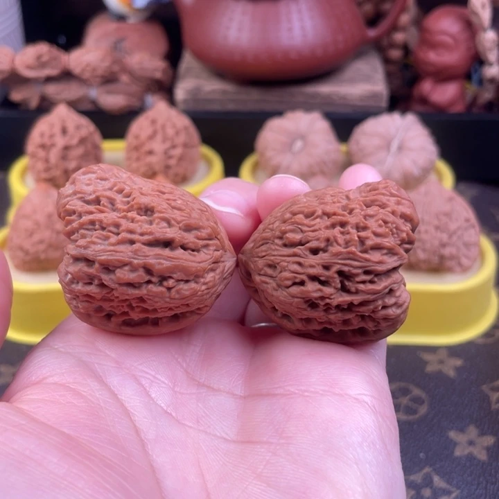 吊坠文玩核桃留疤南疆石36