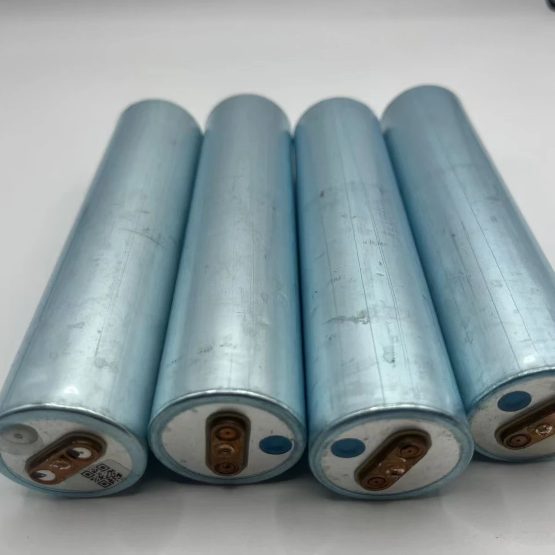 33140磷酸铁锂电池15A电芯,3.2v。适合电动车,路灯,蓄能户外电源