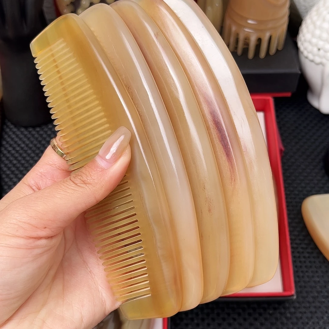纯手工制作纯牛角梳子