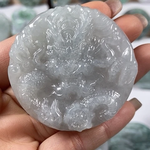 翡翠颈饰未镶嵌龙凤呈祥两面工有石纹福利