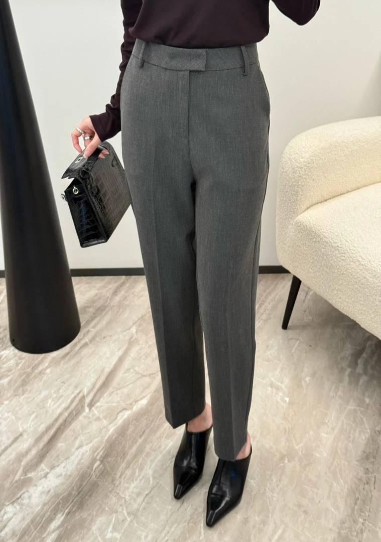 2025秋冬新款BC珠链修身显瘦九分烟管裤