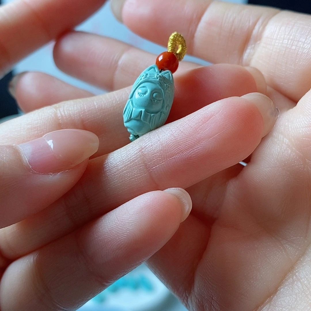 绿松石颈饰未镶嵌