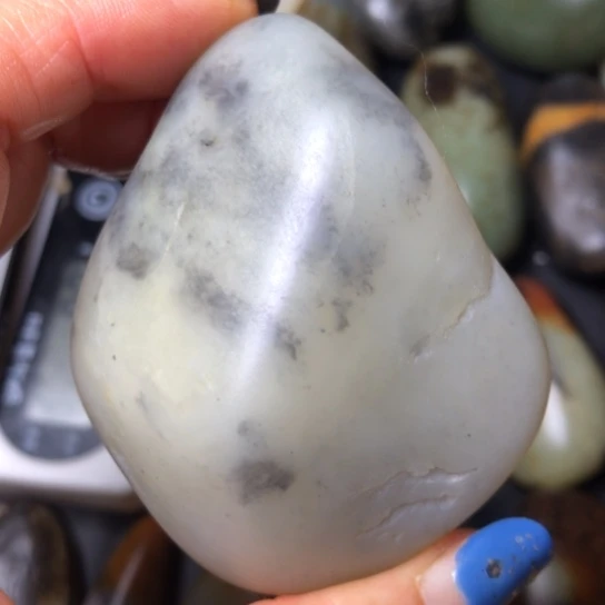 和田玉未镶嵌珠宝奇石