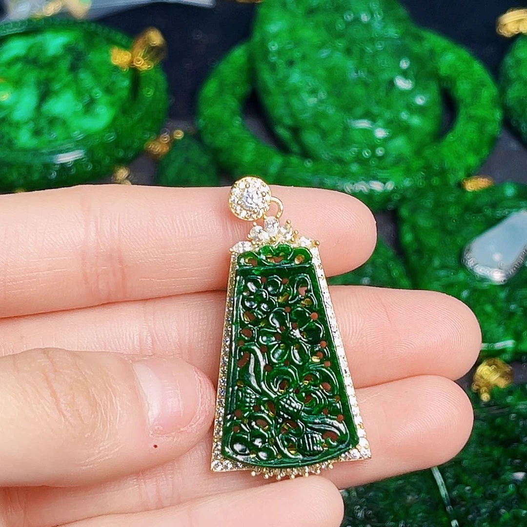 颈饰银S925镶嵌翡翠多样性