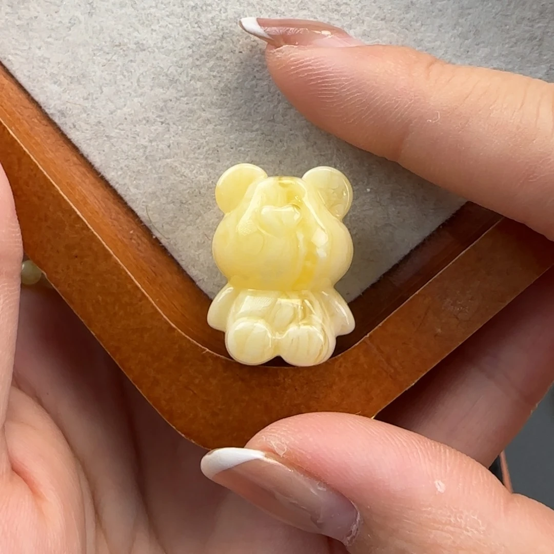 未镶嵌琥珀珠宝奇石酒*