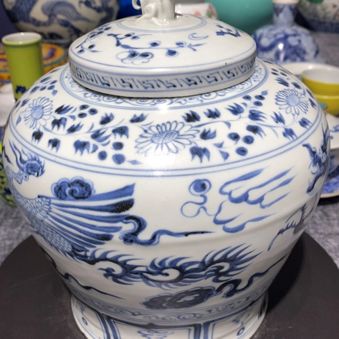 喜乐堂青花纹盖罐