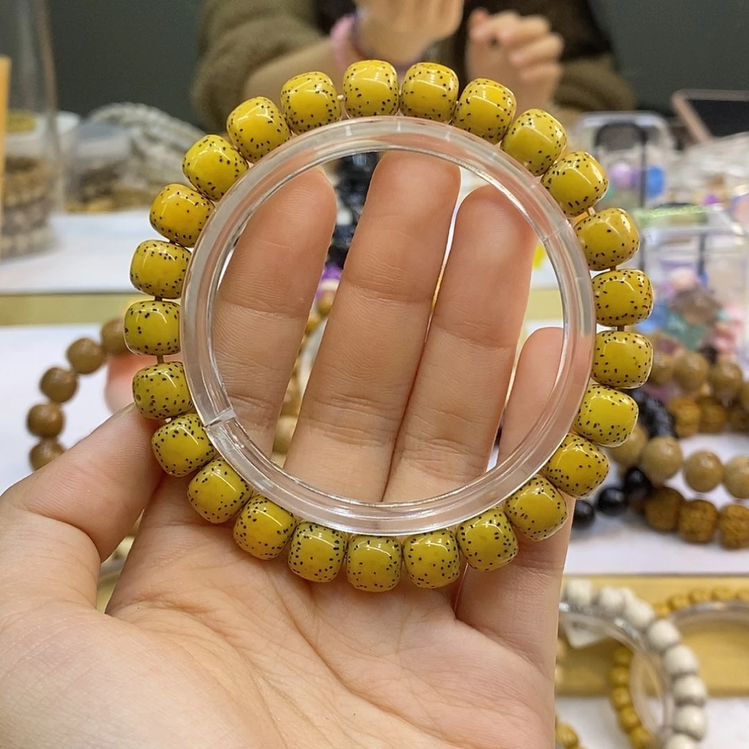 G***L吊坠星月菩提9.5x8.5原生态鸡油黄侧留白