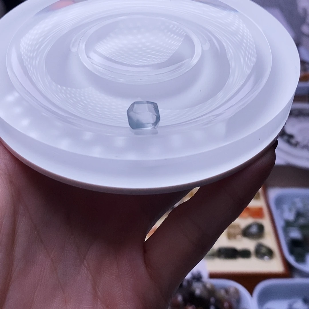 水晶天然水晶打孔不退不换未镶嵌