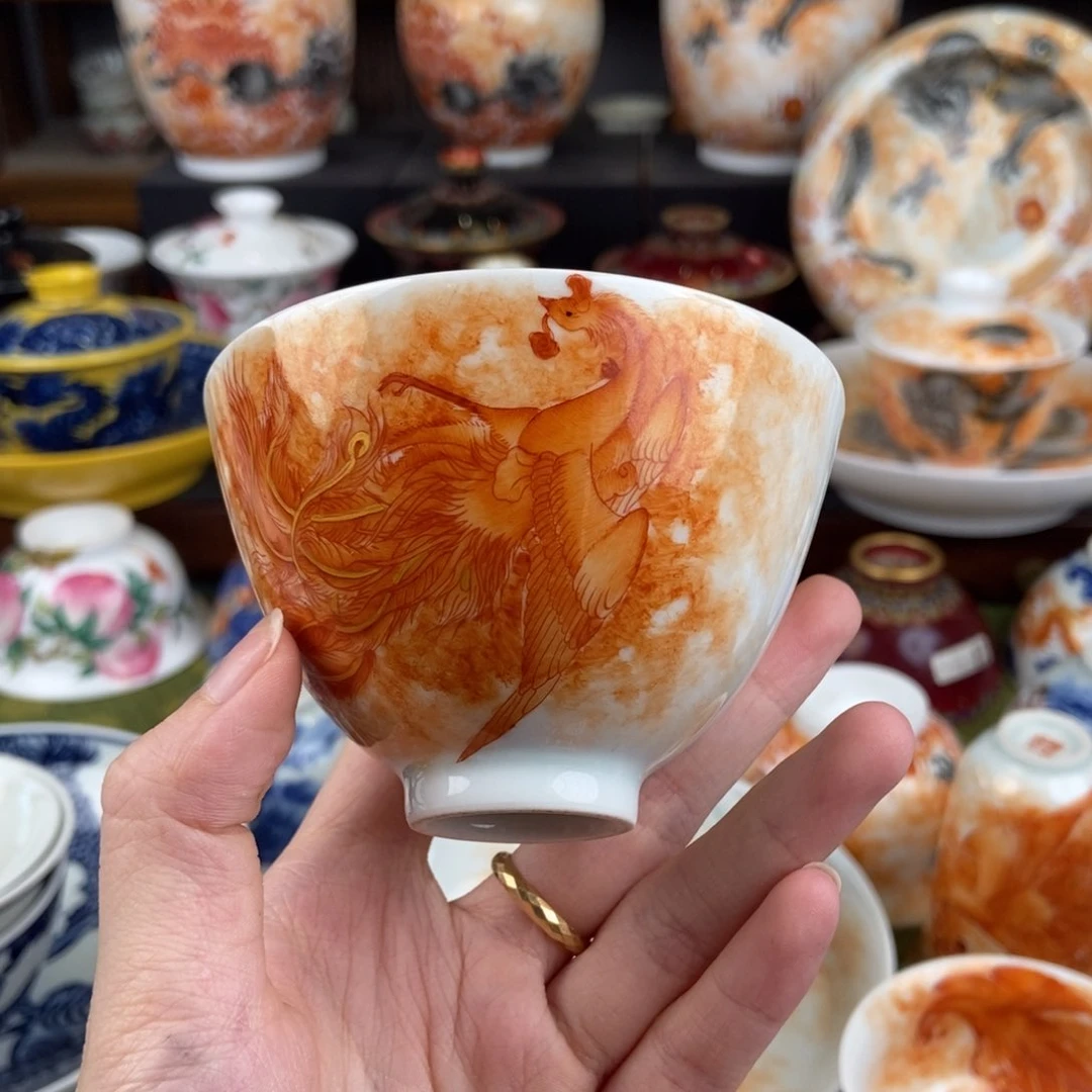 陶瓷的设计师是一个人m