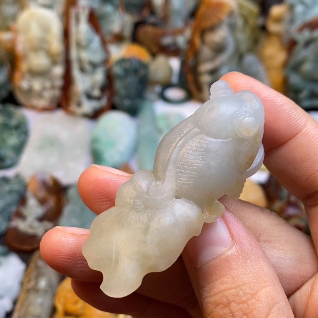 定制翡翠未镶嵌特色25